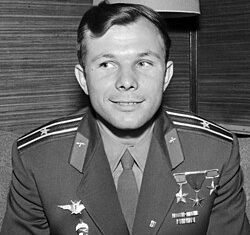 Matemáticos: Yuri Gagarin e a equação de trajetória